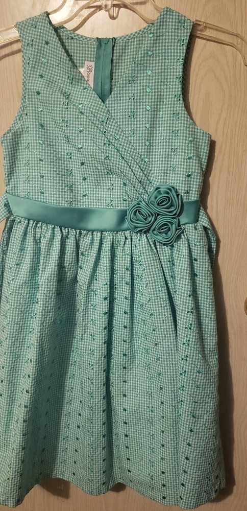 Girls dress